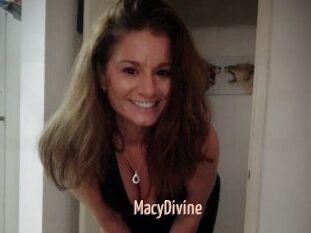 Macy_Divine