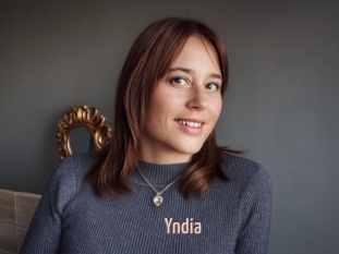 Yndia